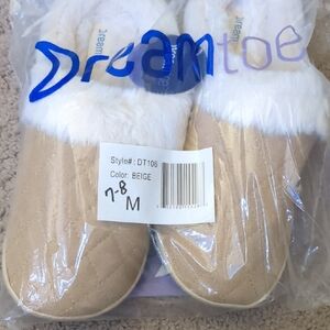 Dreamtoe Beige and White Slippers